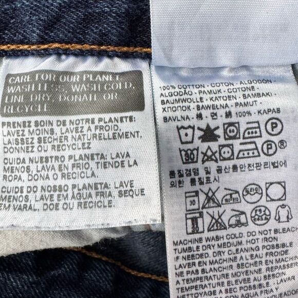 Levi's 501 Women's Original Denim Fray Short in Medium Dark Size W32 L32 - Picture 4 of 4